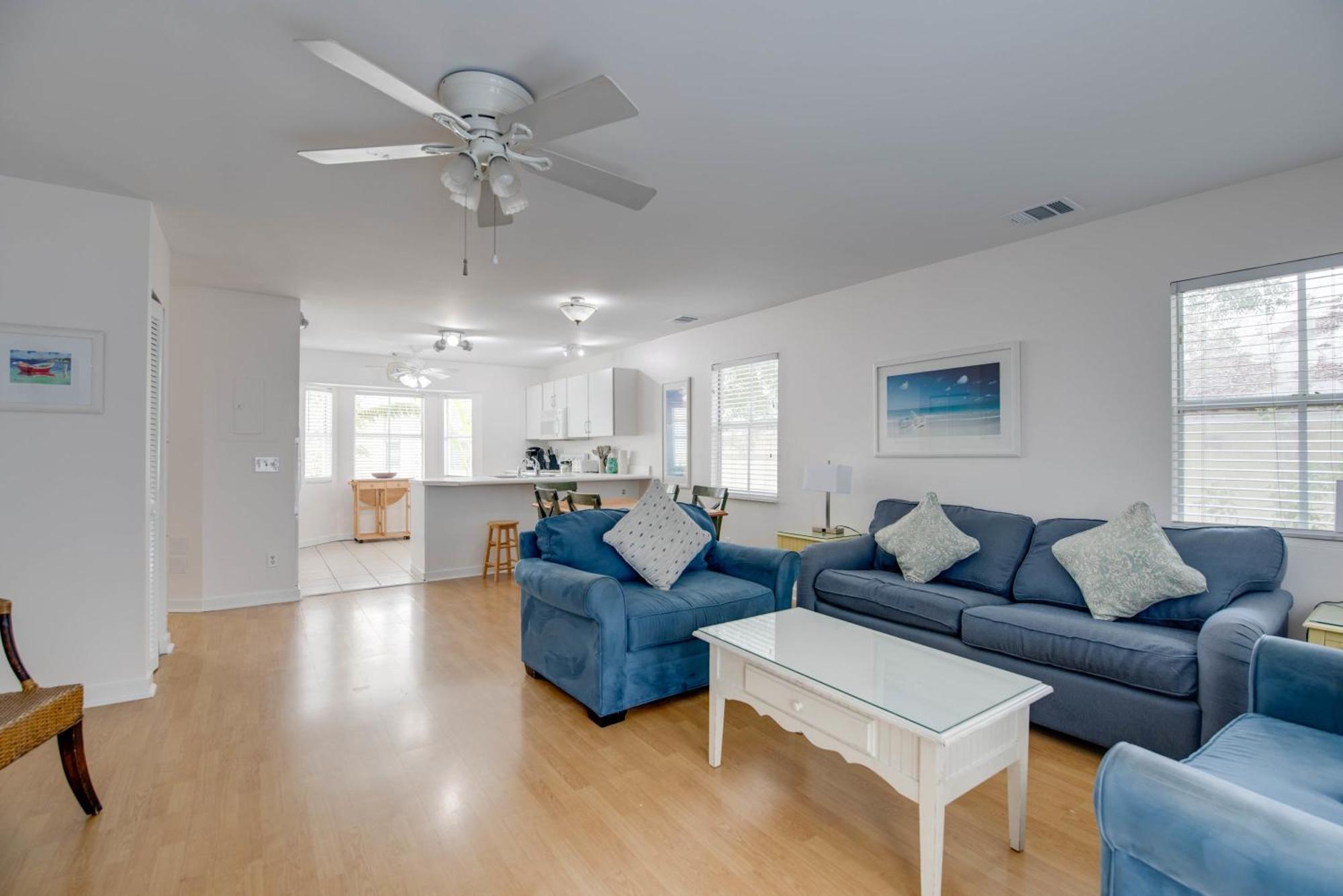 New Casa Caribe By Brightwild- Two-Story Condo Rooftop Pool Key West Eksteriør billede